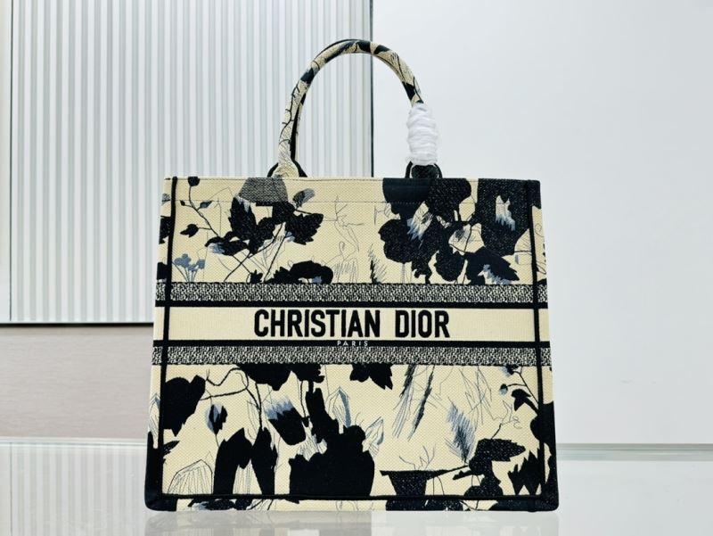 Christian Dior Shopping Bags